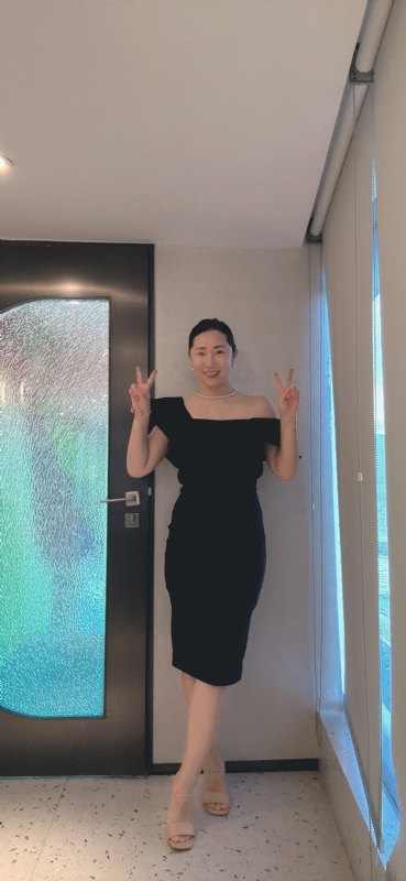 会唱歌的女人的第一张照片--海南闪婚服务中心
